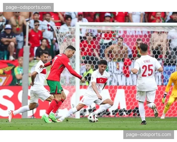 葡萄牙年龄结构不够合理 B费B席中场控制面临考验